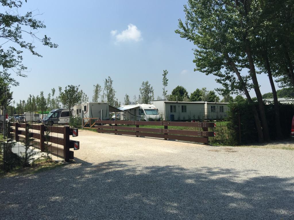 Camping Venezia Village Местре Екстериор снимка